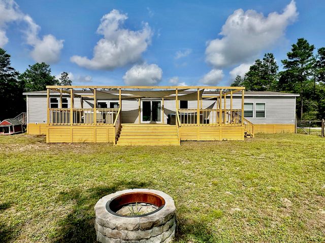 61 Kings Court, Defuniak Springs, FL 32433