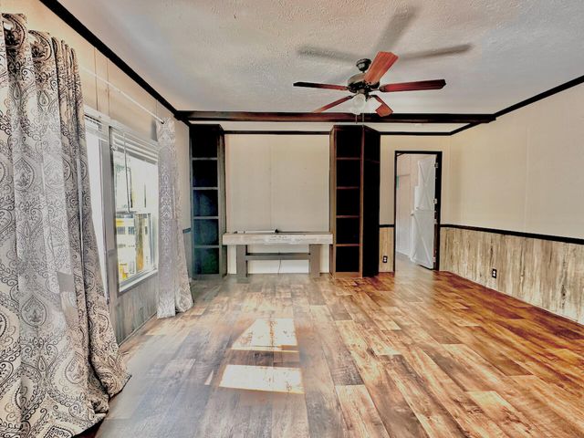 61 Kings Court, Defuniak Springs, FL 32433