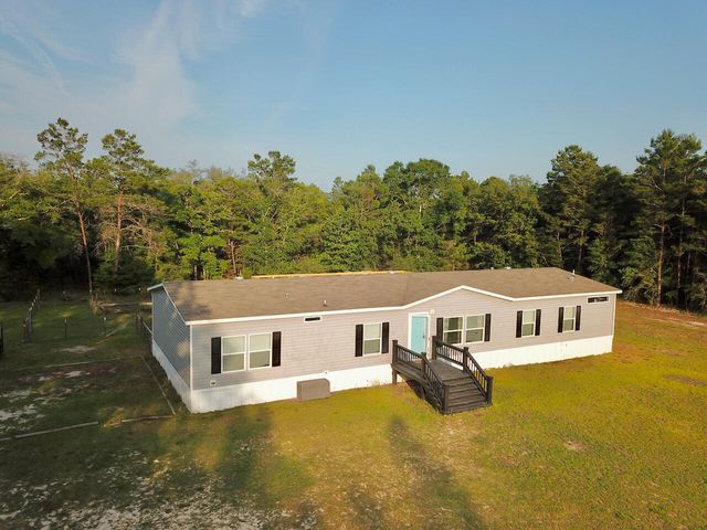 61 Kings Court, Defuniak Springs, FL 32433
