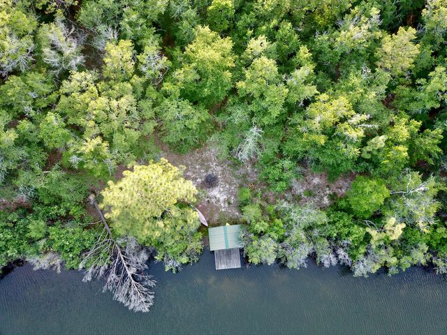 61 Kings Court, Defuniak Springs, FL 32433