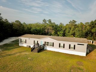 61 Kings Court, Defuniak Springs, FL 32433