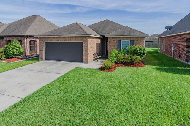 42501 Pebblestone Dr, Prairieville, LA 70769