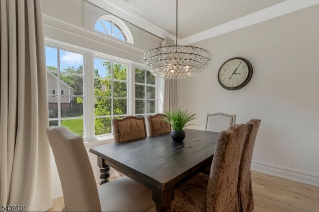 10 Schmidt Cir, Watchung Boro, NJ 07069