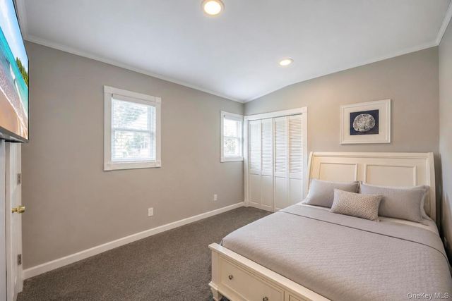 65 Hawthorne Avenue, West Babylon, NY 11704