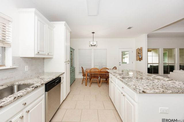 43177 Sycamore Bend Ave, Gonzales, LA 70737