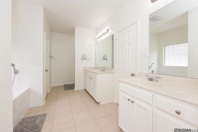 43177 Sycamore Bend Ave, Gonzales, LA 70737