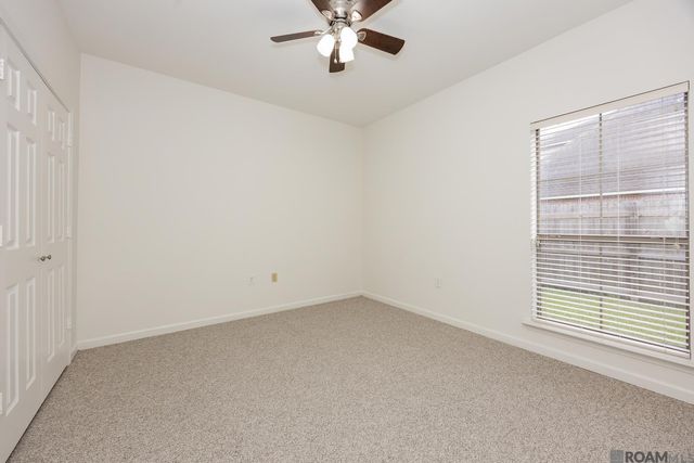 43177 Sycamore Bend Ave, Gonzales, LA 70737