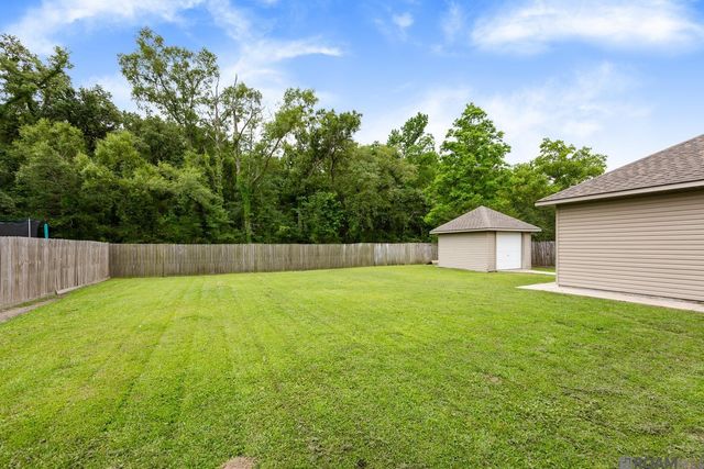 43177 Sycamore Bend Ave, Gonzales, LA 70737