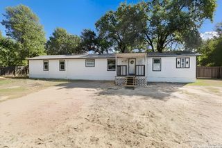 23414 Dragon Rock, Elmendorf, TX 78112