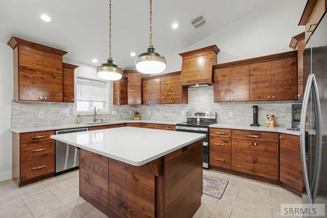 6136 Glade Circle, Idaho Falls, ID 83404