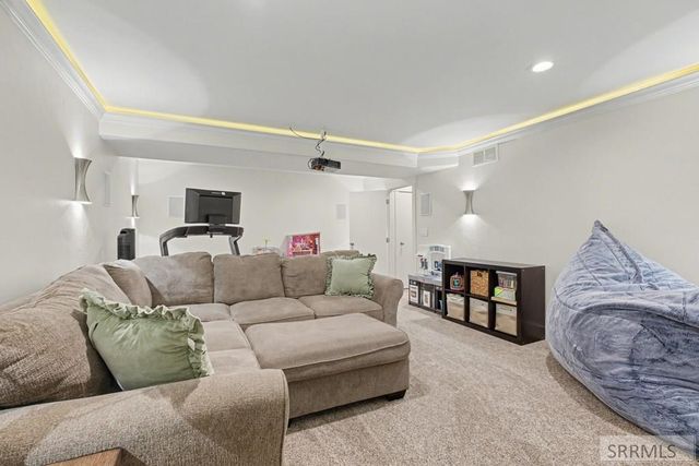 6136 Glade Circle, Idaho Falls, ID 83404