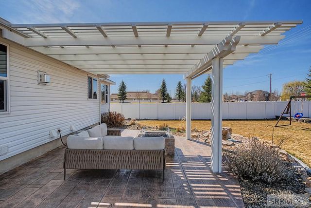 6136 Glade Circle, Idaho Falls, ID 83404