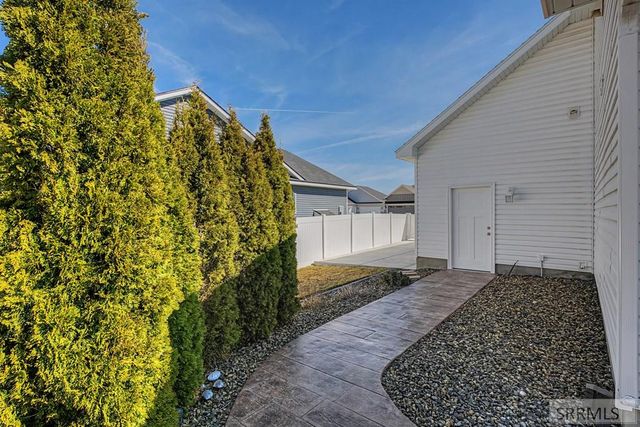 6136 Glade Circle, Idaho Falls, ID 83404