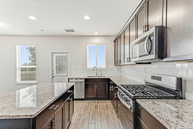 27509 Sienna Crk, Boerne, TX 78015