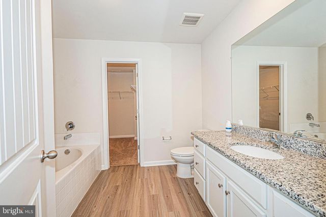 120 PADDINGTON ST, Falling Waters, WV 25419