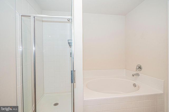 120 PADDINGTON ST, Falling Waters, WV 25419