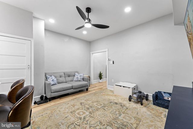 1645 S 55TH ST, Philadelphia, PA 19143
