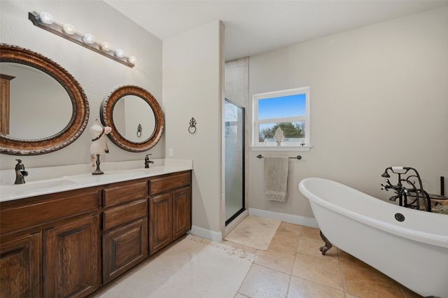 1959 Marlow Road, Bells, TX 75414