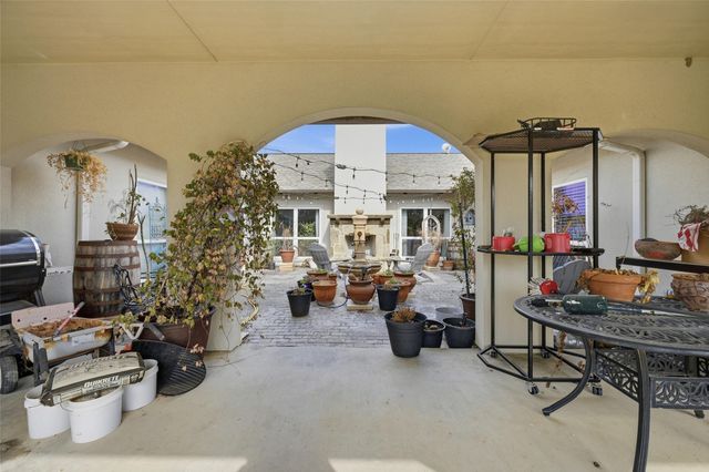 1959 Marlow Road, Bells, TX 75414