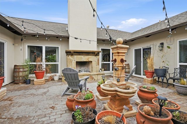 1959 Marlow Road, Bells, TX 75414