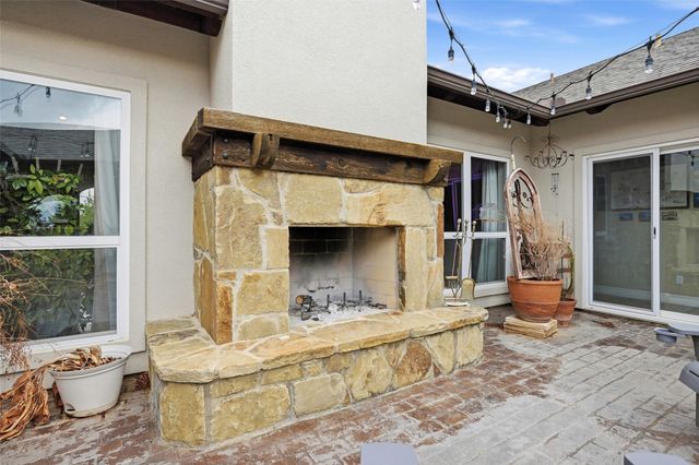 1959 Marlow Road, Bells, TX 75414