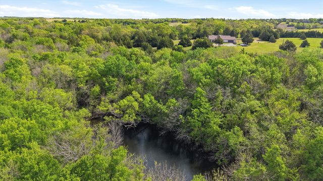 1959 Marlow Road, Bells, TX 75414