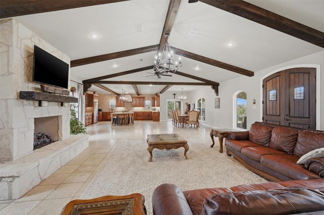 1959 Marlow Road, Bells, TX 75414