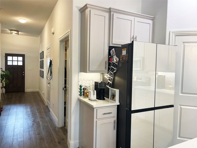 400 N Montague Street, Pilot Point, TX 76258