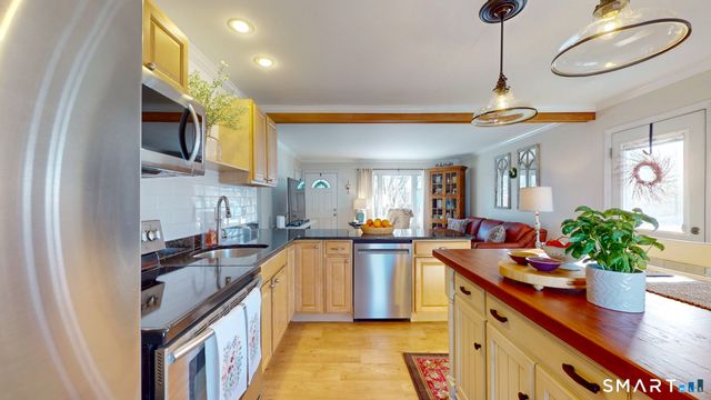 339 Indigo Street, Groton, CT 06355