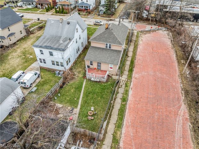 1476 W 107th Street, Cleveland, OH 44102
