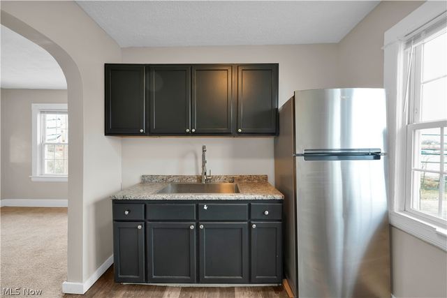 1476 W 107th Street, Cleveland, OH 44102