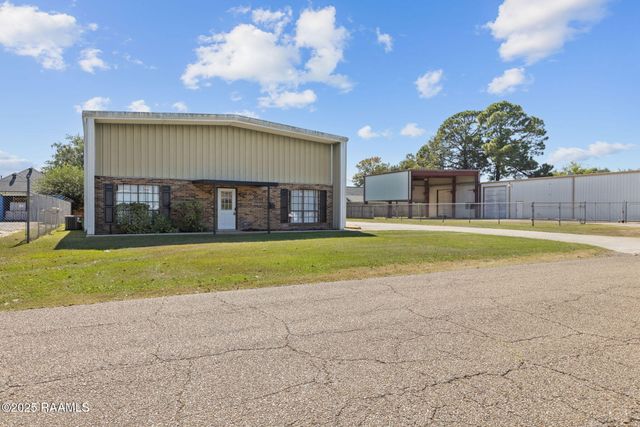 121 Board Road, Lafayette, LA 70508
