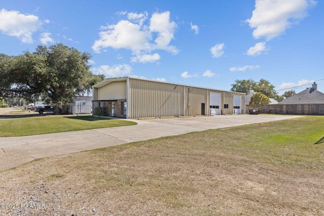 121 Board Road, Lafayette, LA 70508