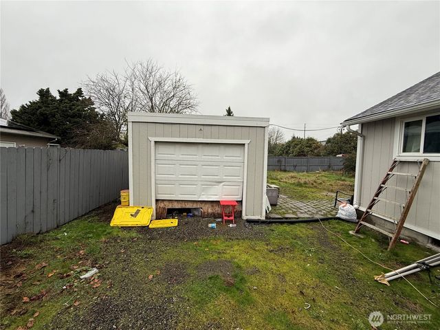 509 E 65th Street, Tacoma, WA 98404