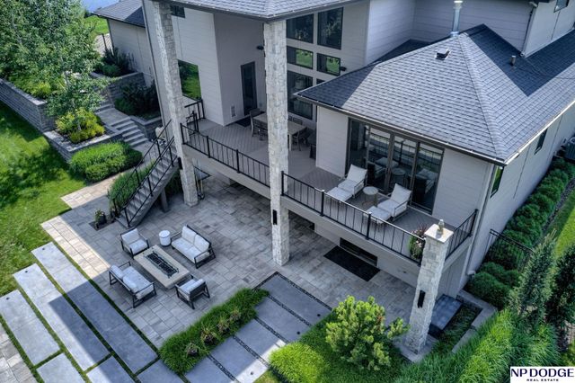 2205 S 218 Street, Elkhorn, NE 68022