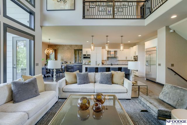 2205 S 218 Street, Elkhorn, NE 68022