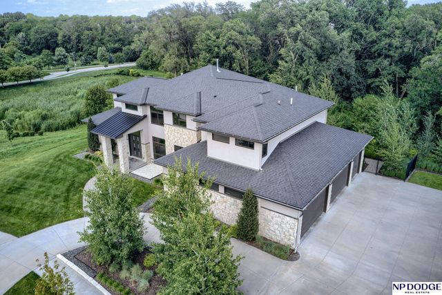 2205 S 218 Street, Elkhorn, NE 68022