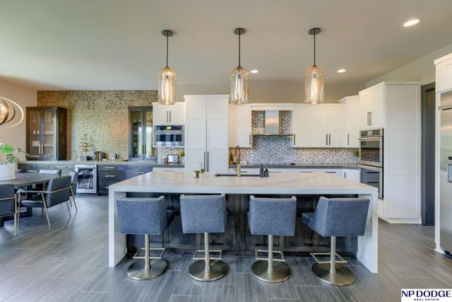 2205 S 218 Street, Elkhorn, NE 68022