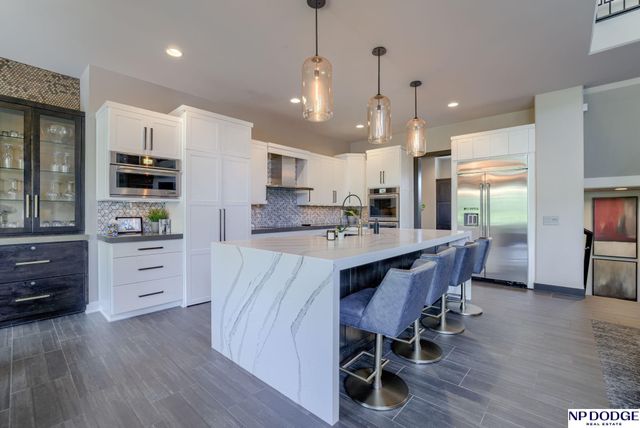 2205 S 218 Street, Elkhorn, NE 68022