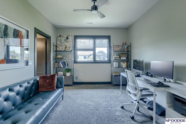 2205 S 218 Street, Elkhorn, NE 68022