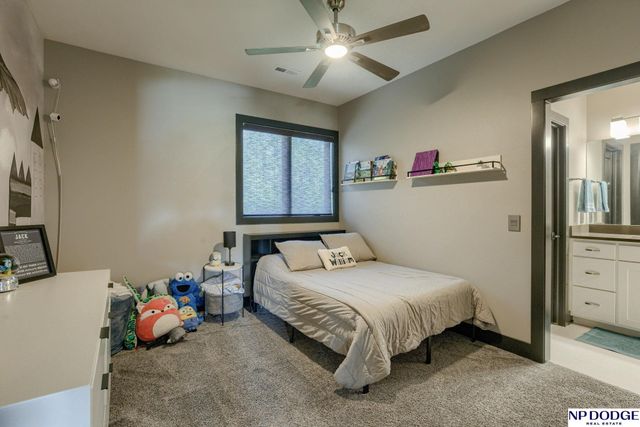 2205 S 218 Street, Elkhorn, NE 68022