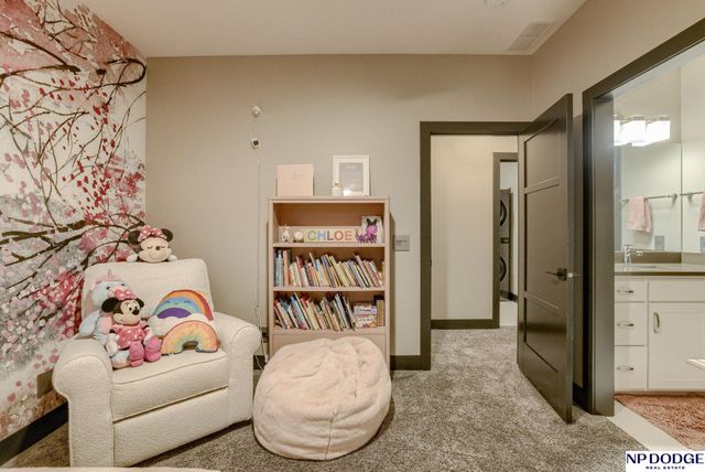 2205 S 218 Street, Elkhorn, NE 68022