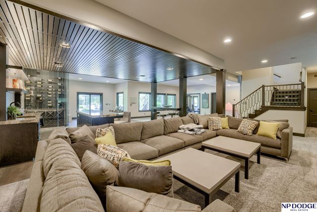 2205 S 218 Street, Elkhorn, NE 68022