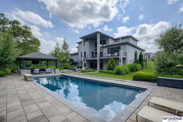 2205 S 218 Street, Elkhorn, NE 68022