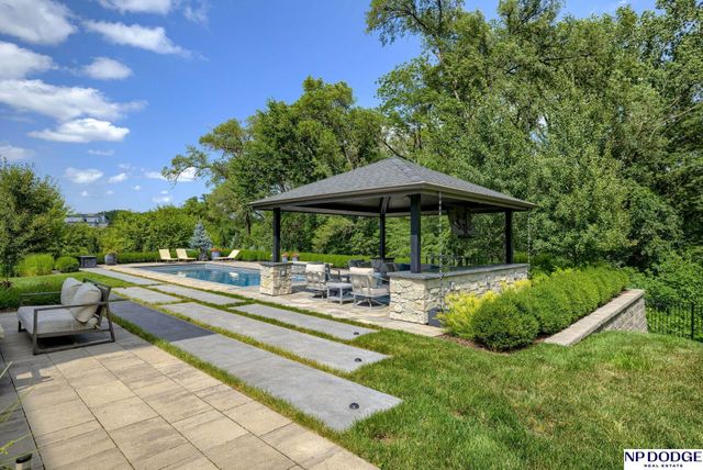 2205 S 218 Street, Elkhorn, NE 68022