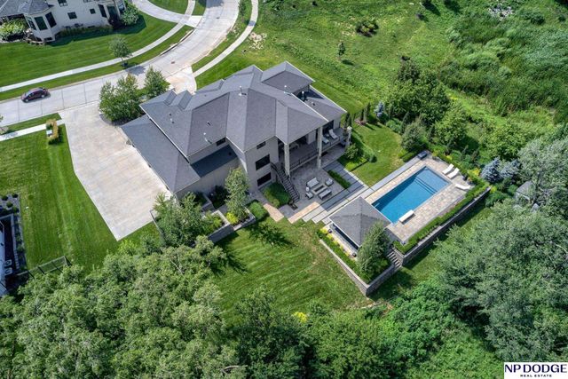 2205 S 218 Street, Elkhorn, NE 68022