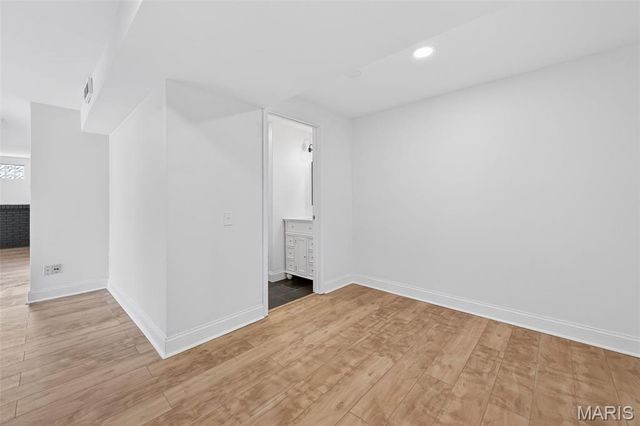 12166 La Padera Lane, Florissant, MO 63033