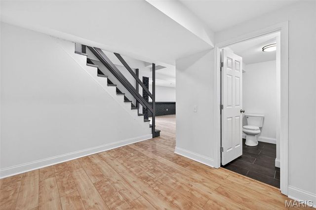 12166 La Padera Lane, Florissant, MO 63033