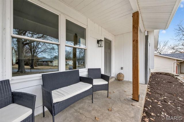 12166 La Padera Lane, Florissant, MO 63033