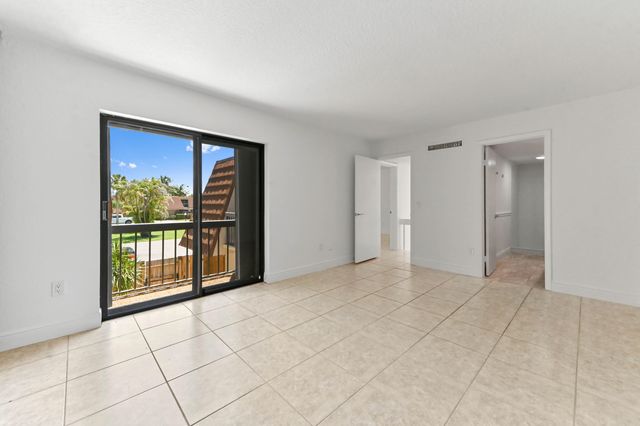 825 Center Street 12a, Jupiter, FL 33458